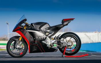 Ducati už testuje svoj elektrický Superbike